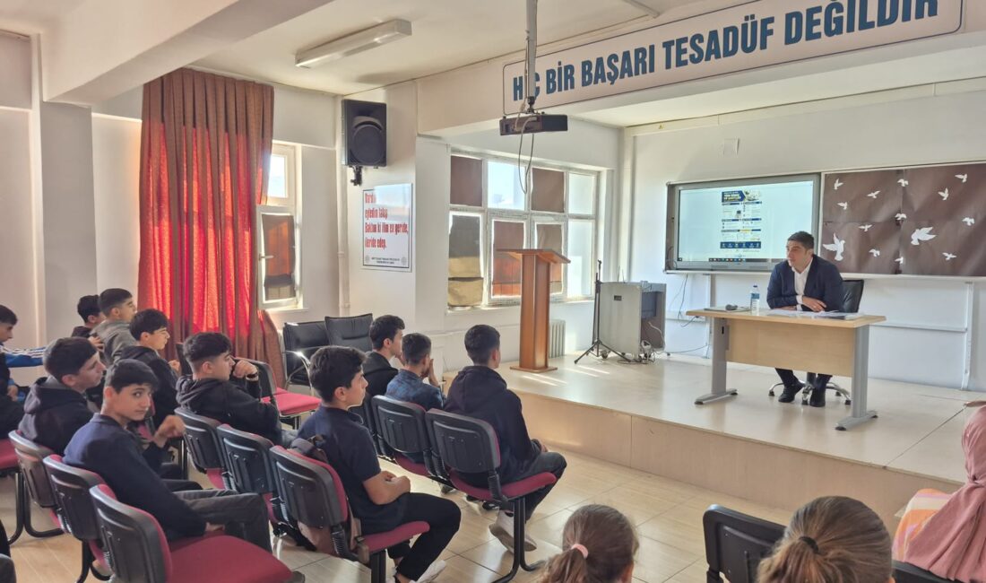 Siirt’te Muhasebe Öğrencilerine Mesleki Seminer Düzenlendi Siirt Evliya Çelebi Mesleki ve Teknik Anadolu Lisesinde, Ahilik Haftası