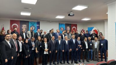 Memur-Sen'e bağlı Sağlık-Sen Siirt Şubesi'nin genel kurulunda mevcut başkan Vesim